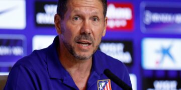 Simeone se inclina por Messi como favorito al Balón de Oro