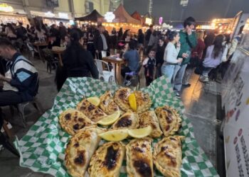 Tras el éxito de su primera edición, Comodoro Food Truck llega al Paseo Costero de Km 5