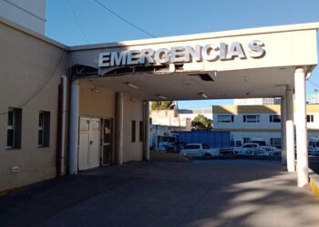 Tragedia en la Costanera: murió una mujer de 78 años tras ser rescatada del mar