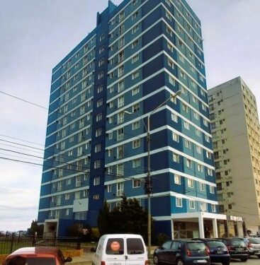 Un niño cayó del quinto piso de Las Torres