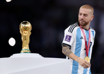 Papu Gómez inicia una nueva etapa en Emiratos Árabes tras 16 años en Europa