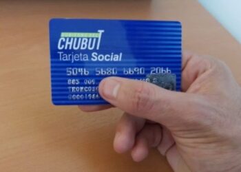 Una tarjeta de $100.000 para medicamentos en Chubut
