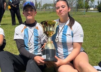 Dos jóvenes chubutenses se coronaron campeones de la Copa Binacional de Canotaje con la selección argentina