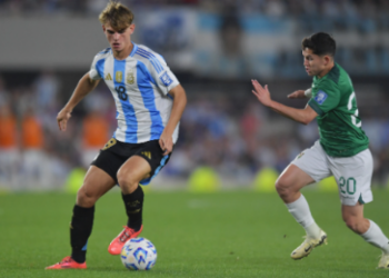 Argentina goleó 4-0 a Bolivia en Córdoba