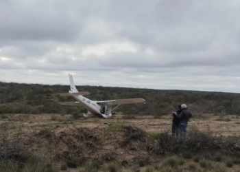 Una avioneta Cessna realizó un exitoso aterrizaje de emergencia en Chubut