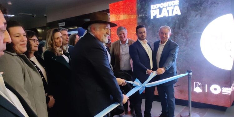 Más de 740 reuniones de negocios y todo el empuje comodorense en la Expo industrial