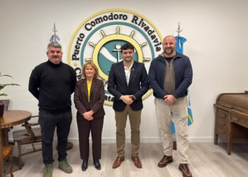 El Puerto alcanzó un acuerdo laboral que acompaña la transformación de la actividad portuaria y naval en la ciudad