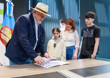 El intendente encabezó una nueva entrega de terrenos a familias de la ciudad