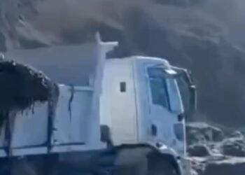 Mrla: «Peralta deberá explicar por qué ensucia la costa de Comodoro a camionadas”