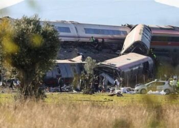 Al menos 50 muertos y más de 179 heridos tras choque de dos trenes en España