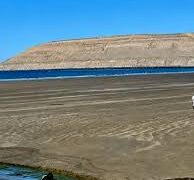 Rada Tilly: Presentan pedido de informe urgente por el volcado de efluentes en las playas de la ciudad