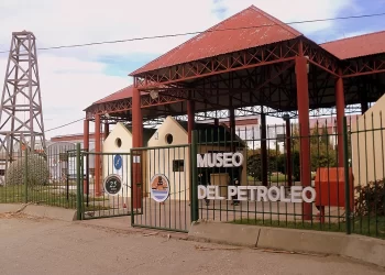 Convocan a una reunión para informar sobre la causa que busca anular el acuerdo entre Chubut e YPF