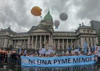Las pymes se suman a la marcha de la CGT en defensa de la industria y el empleo