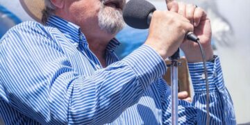 Macharashvili rechazó los argumentos del ENReGE y exige documentación formal para justificar el precio del gas en Comodoro