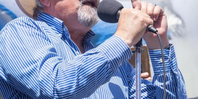 Macharashvili rechazó los argumentos del ENReGE y exige documentación formal para justificar el precio del gas en Comodoro