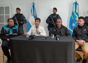 El gobernador anunció el secuestro de más de 60 kilos de cocaína