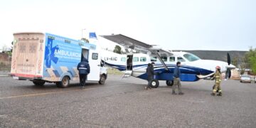 Dramático rescate aéreo: evacuaron a cinco pacientes aislados por el temporal