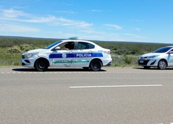 Detuvieron a un sospechoso en Trelew y recuperaron una camioneta robada en Puerto Madryn