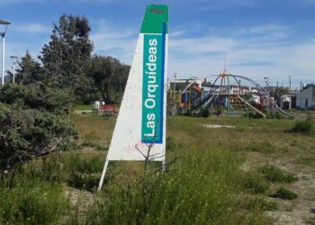 Vecinos reclaman la limpieza de un sector utilizado por familias y deportistas