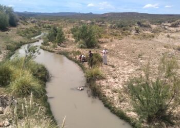 Presentan estudio científico sobre presencia de fluoruro en aguas de la Meseta de Somuncurá