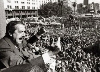 A 43 años del retorno democrático, Argentina recuerda una fecha que cambió su historia