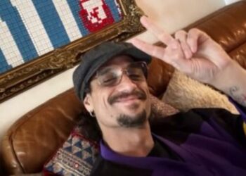 Daniel Osvaldo recibió el alta tras casi un mes internado y mostró su recuperación desde su casa