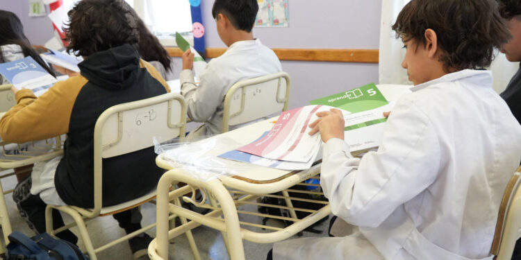 Chubut destacó avances en alfabetización mientras Argentina se ubica entre los países con peores resultados educativos de la región