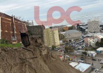 Preocupación en Comodoro por el riesgo de derrumbe de una vivienda en pleno centro
