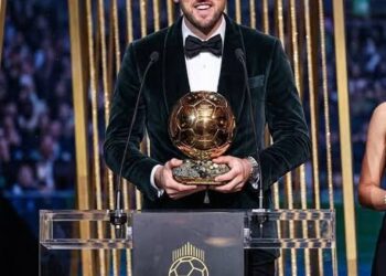 Harry Kane ganó el balón de oro