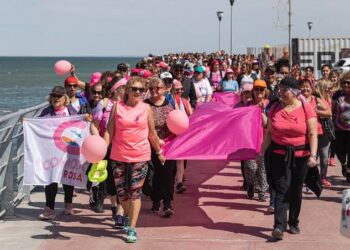 Comodoro se prepara para la 5ª caminata simbólica de CABIN por el Mes Rosa